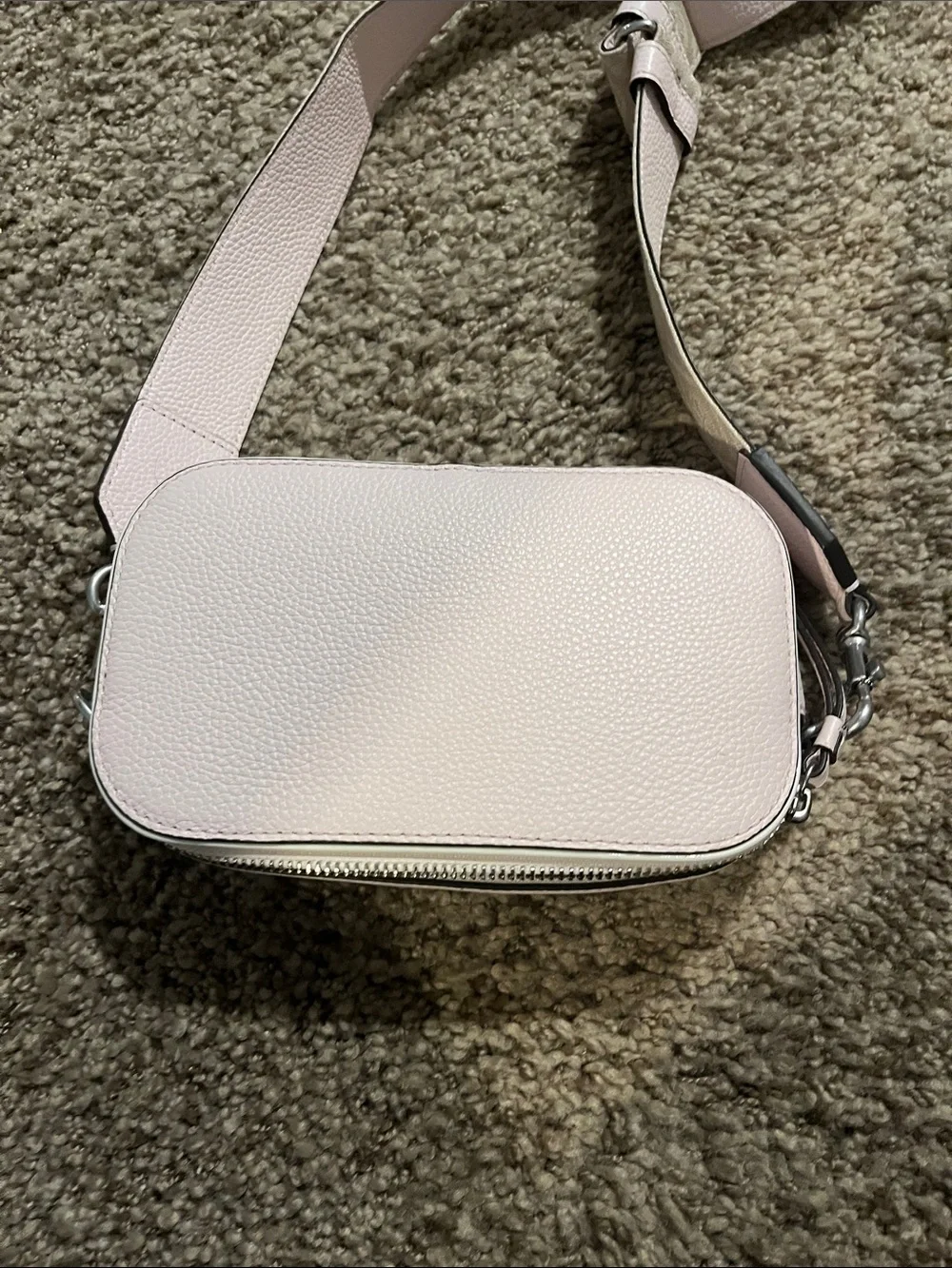 Tory Burch compact pebbled